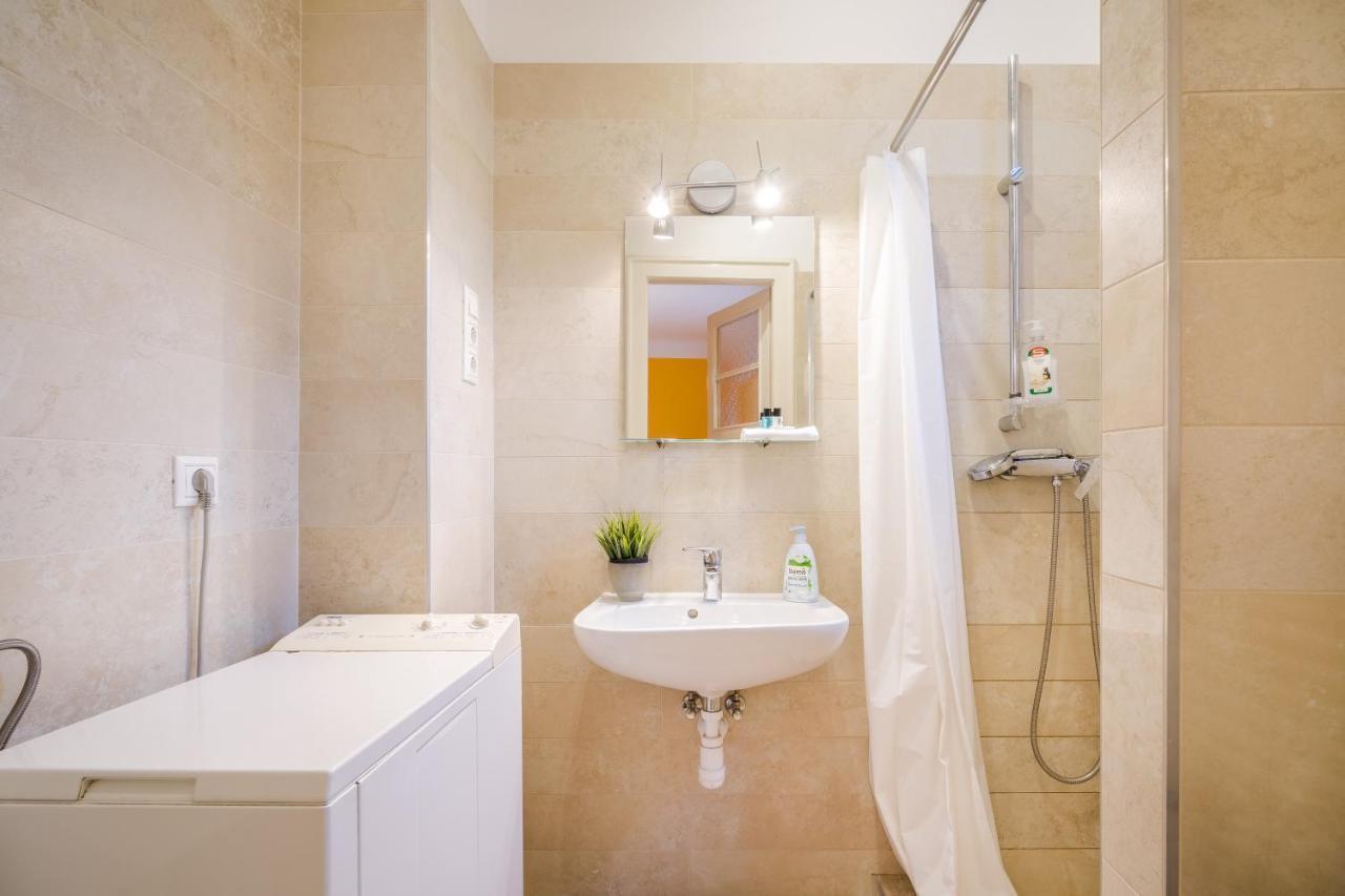 Bpr Cercle Point Apartment Будапеща Екстериор снимка
