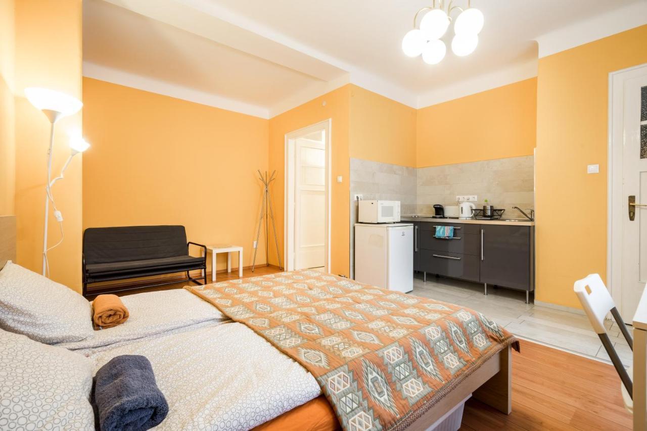 Bpr Cercle Point Apartment Будапеща Екстериор снимка